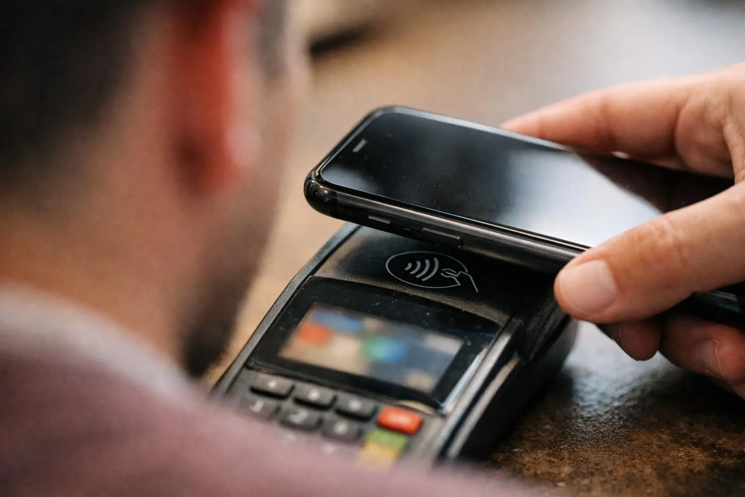 How Near Field Communication applies to Credit Card Processing services in Arlington, United States—practical illustration